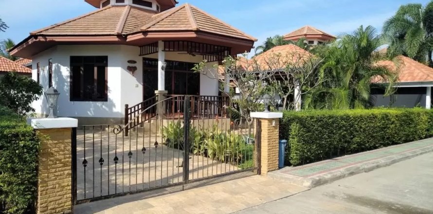 Villa in Hua Hin, Thailand 1 bedroom № 46116