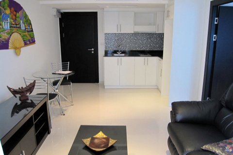 Condo in Pattaya, Thailand, 1 bedroom  № 45154 - photo 10