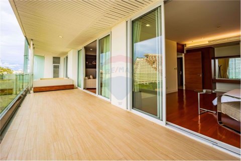 Apartment in Pattaya, Thailand 2 bedrooms № 47173 - photo 14