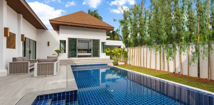 House in Rawai, Thailand 4 bedrooms № 47151