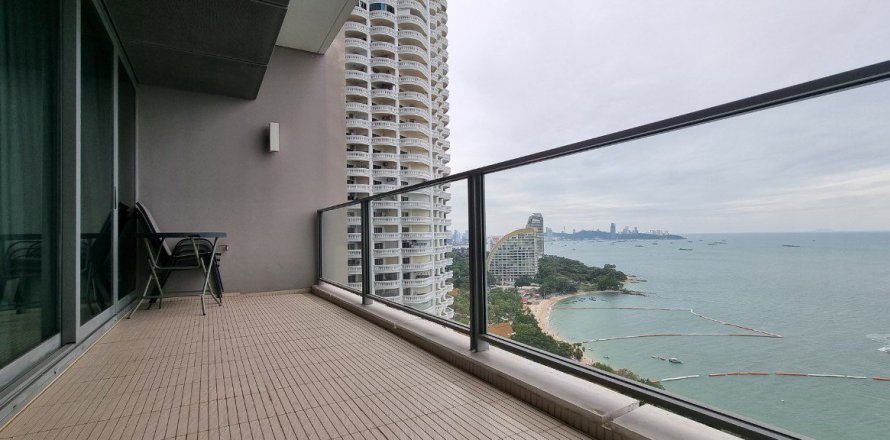 Condo in Pattaya, Thailand, 2 bedrooms in Northpoint  № 46113