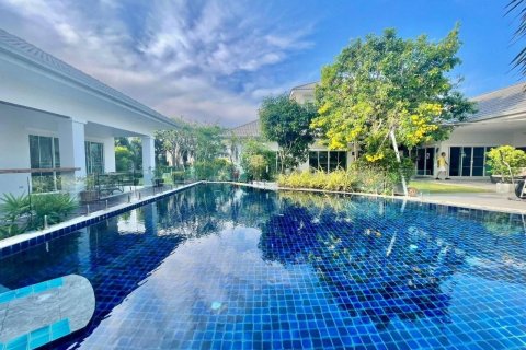 House in Hua Hin, Thailand 5 bedrooms № 46554 - photo 30