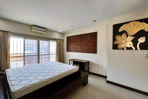 House in Bang Lamung, Thailand 3 bedrooms № 47090 - photo 18