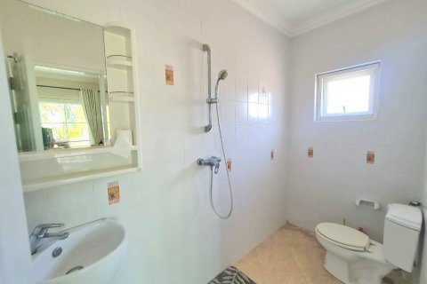 House in Bang Lamung, Thailand 6 bedrooms № 47152 - photo 22