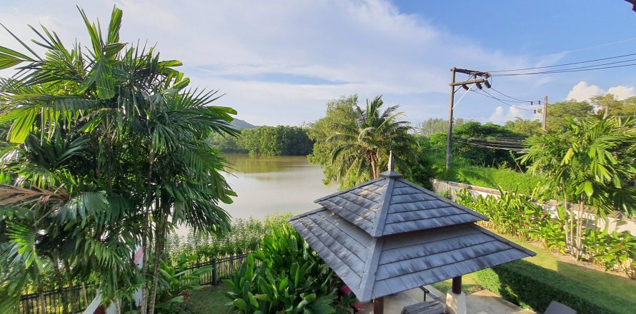 Townhouse in Bang Tao, Thailand 4 bedrooms № 46643