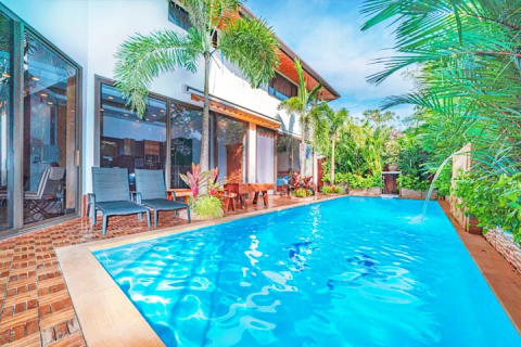 Villa on Nai Harn Beach, Thailand 4 bedrooms № 46516 - photo 1