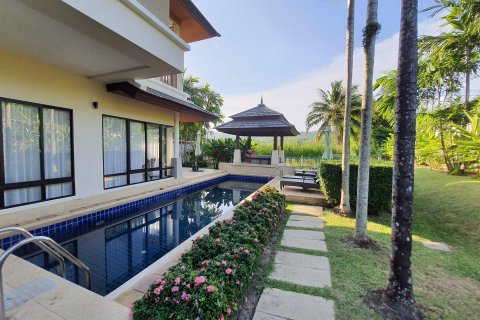Townhouse in Bang Tao, Thailand 4 bedrooms № 46643 - photo 3