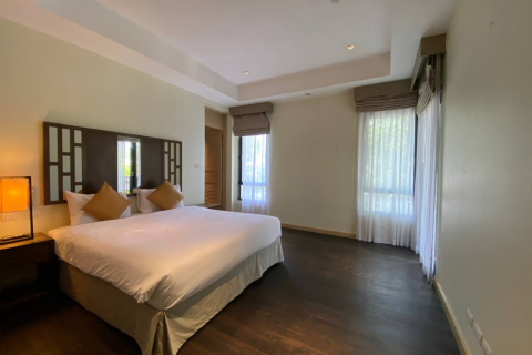 Townhouse in Bang Tao, Thailand 4 bedrooms № 46644 - photo 9