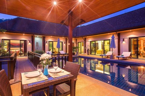 Villa on Nai Harn Beach, Thailand 4 bedrooms № 46495 - photo 25