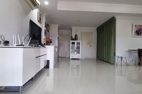 House in Bang Lamung, Thailand 5 bedrooms № 46500 - photo 14