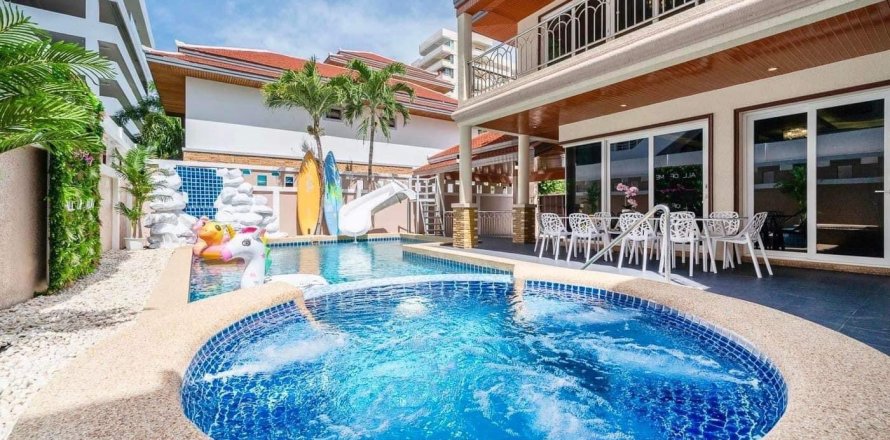 Villa on Jomtien Beach, Pattaya, Thailand 5 bedrooms № 47013