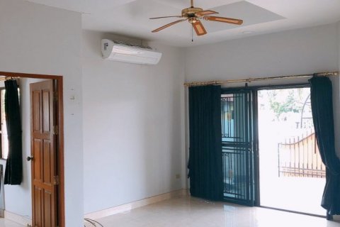 House in Pattaya, Thailand 2 bedrooms № 46592 - photo 10