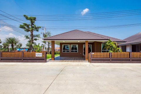 Villa in Hua Hin, Thailand 3 bedrooms № 47037 - photo 1