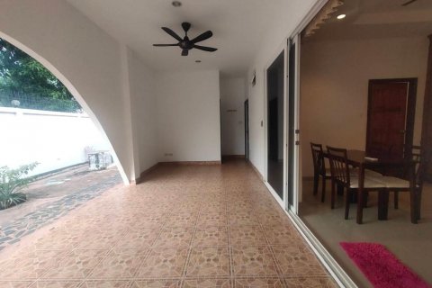 House in Bang Lamung, Thailand 3 bedrooms № 46550 - photo 20