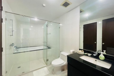 Condo in Si Racha, Thailand, 1 bedroom  № 47159 - photo 14