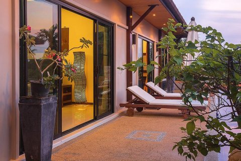 Villa on Nai Harn Beach, Thailand 4 bedrooms № 46495 - photo 24