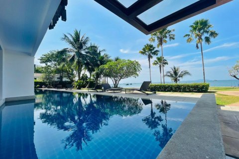 Condo in Si Racha, Thailand, 2 bedrooms  № 47156 - photo 14