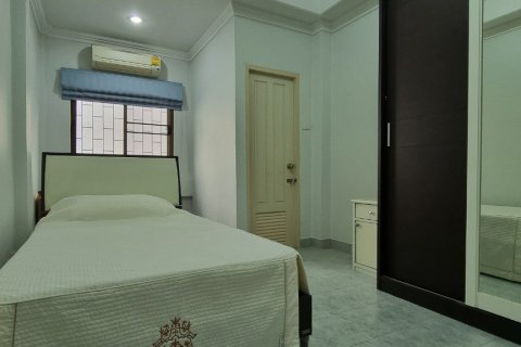 House in Bang Lamung, Thailand 5 bedrooms № 46500 - photo 27