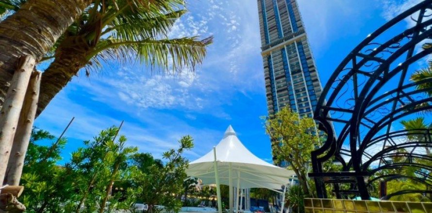 Condo in Pattaya, Thailand, 1 bedroom  № 43133