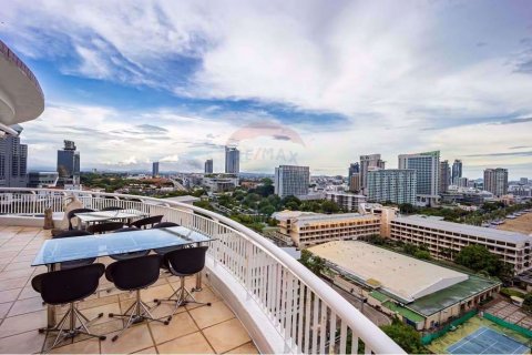 Penthouse in Pattaya, Thailand 4 bedrooms № 47182 - photo 27