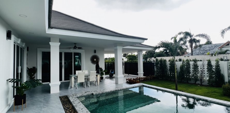 Villa in Hua Hin, Thailand 3 bedrooms № 47166