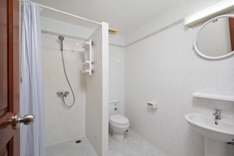 Townhouse in Patong, Thailand 3 bedrooms № 46494 - photo 26