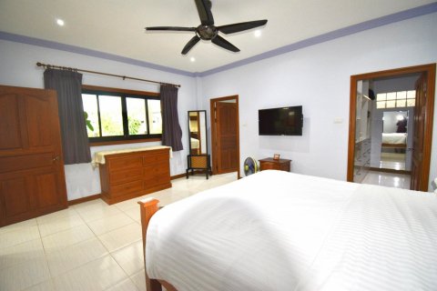 Villa in Hua Hin, Thailand 3 bedrooms № 47036 - photo 18