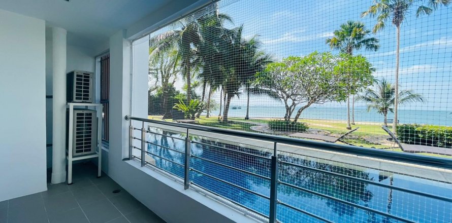 Condo in Si Racha, Thailand, 1 bedroom  № 47159