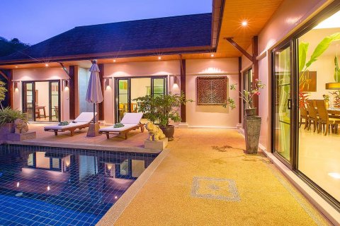 Villa on Nai Harn Beach, Thailand 4 bedrooms № 46495 - photo 26
