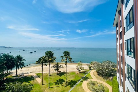 Condo in Si Racha, Thailand, 2 bedrooms  № 47157 - photo 1